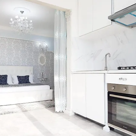 Blue Diamond 아파트