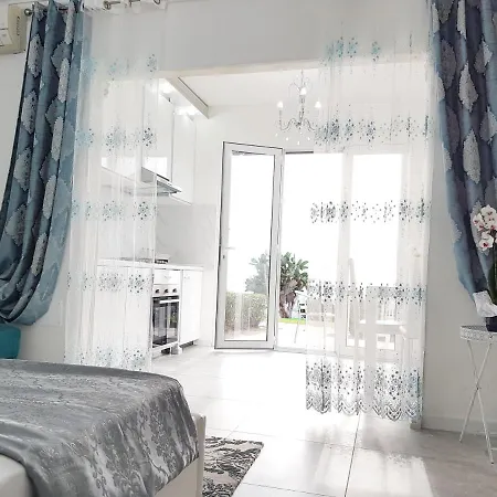 Blue Diamond بارغيليا