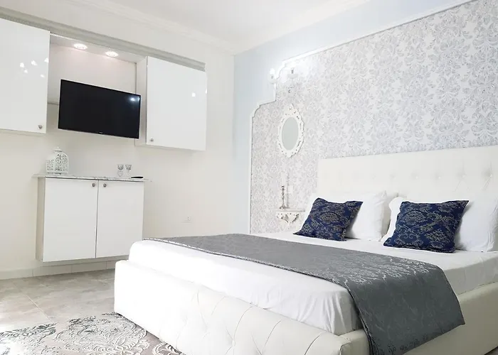 Blue Diamond アパート *